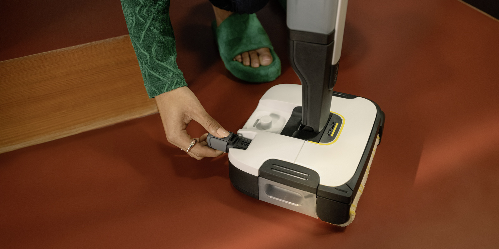 Accessories for floor cleaners