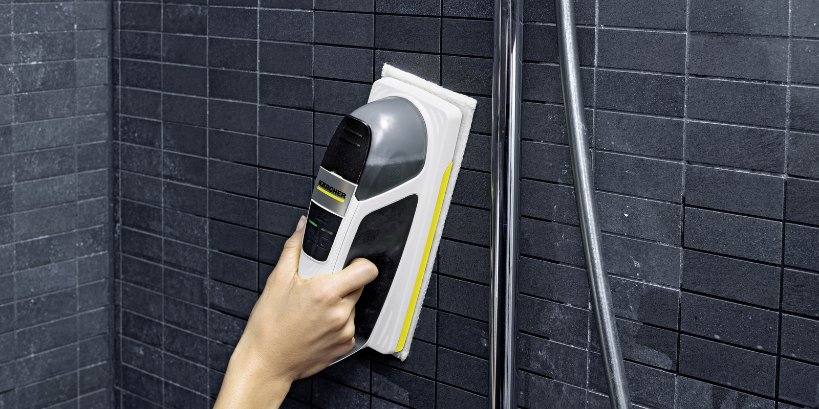 Nettoyage de la baignoire et de la douche avec les conseils de Kärcher