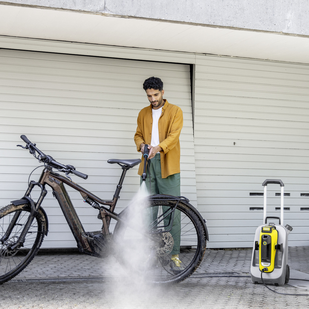 Akku-Mitteldruckreiniger OC 6-18 Premium Akku-Mitteldruckreiniger OC 6-18 Premium