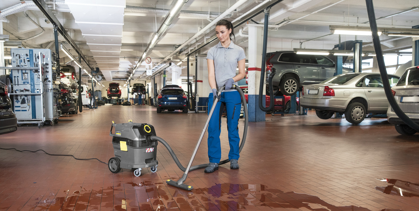 Aspirateurs eau et poussières Professional Product Finder