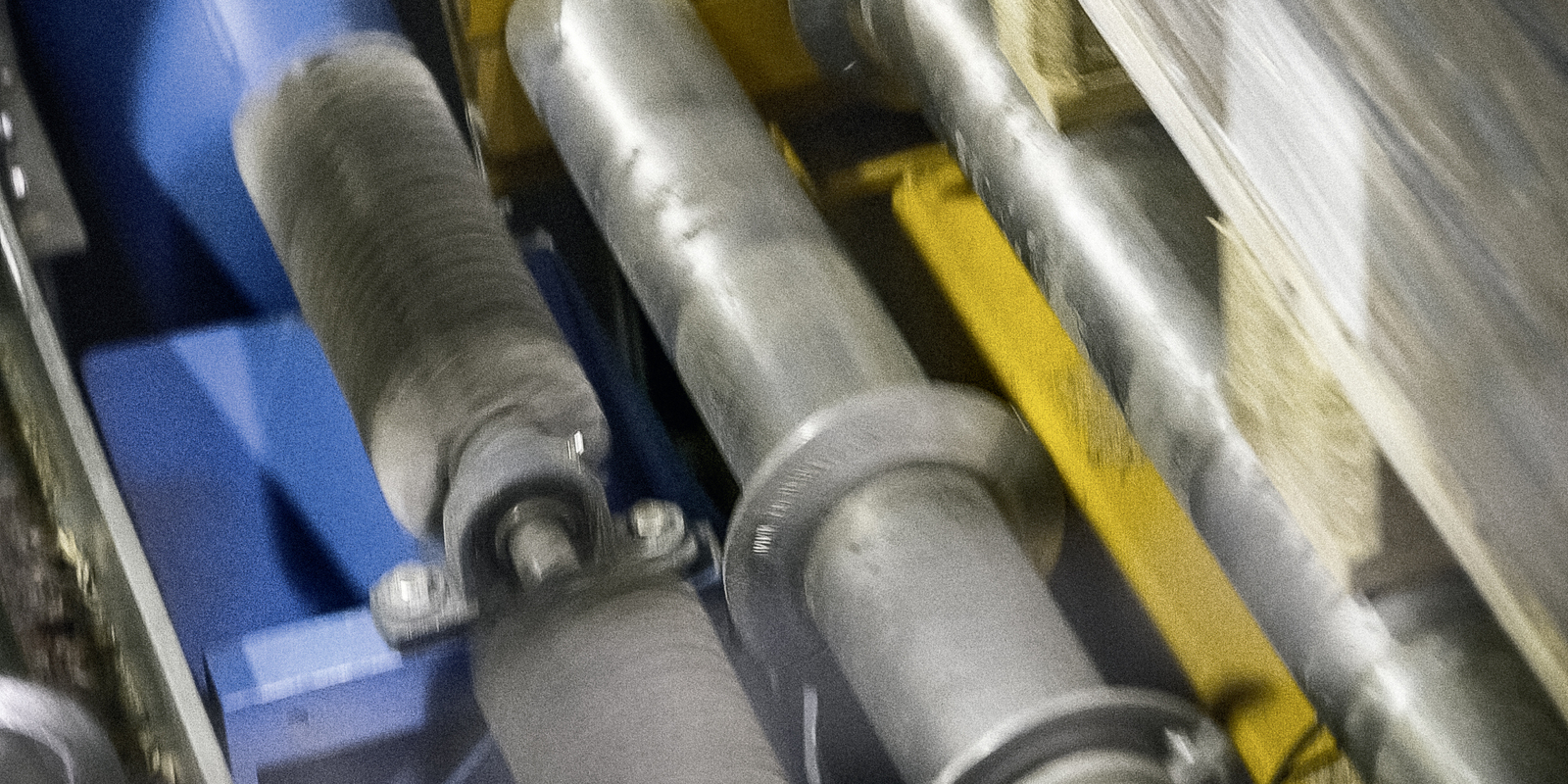 Brushes of the pallet extraction machine Brushes of the pallet extraction machine