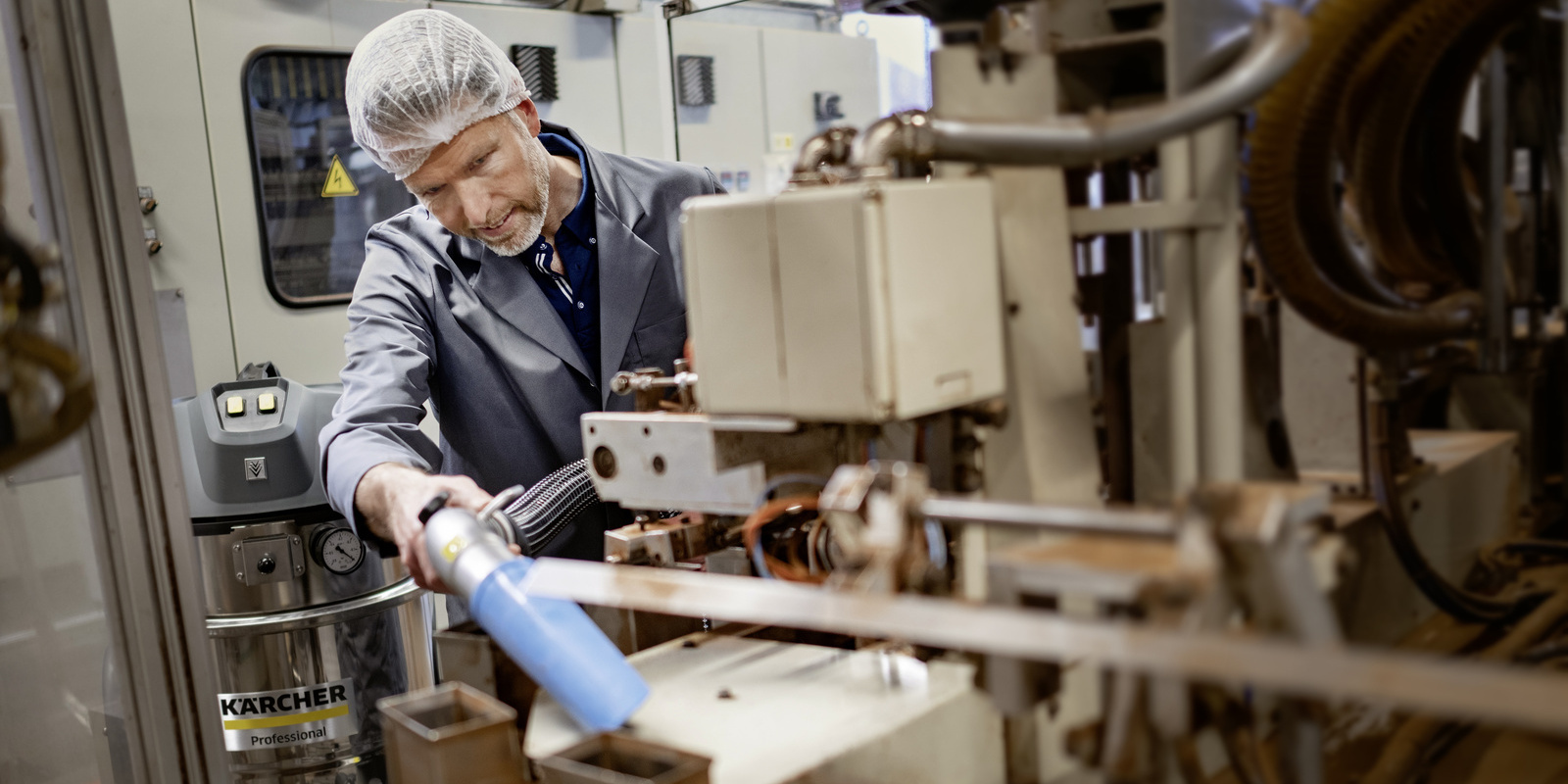 Cleaning in the food industry Cleaning in the food industry
