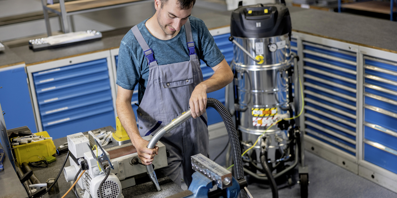 Cleaning in the metalworking industry Cleaning in the metalworking industry