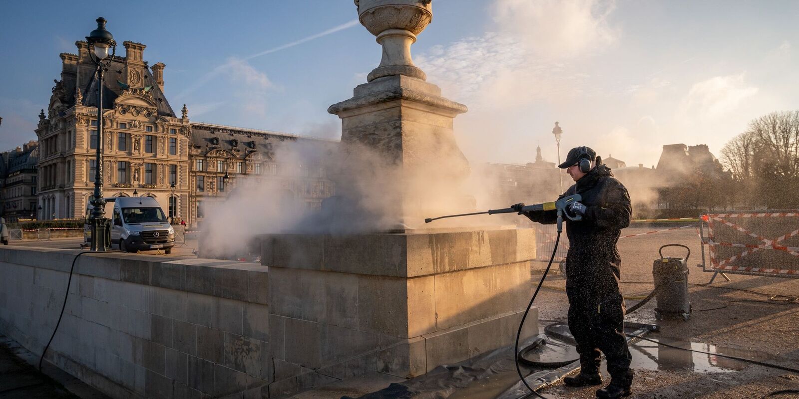 Tuileries Louvre - Paris, France