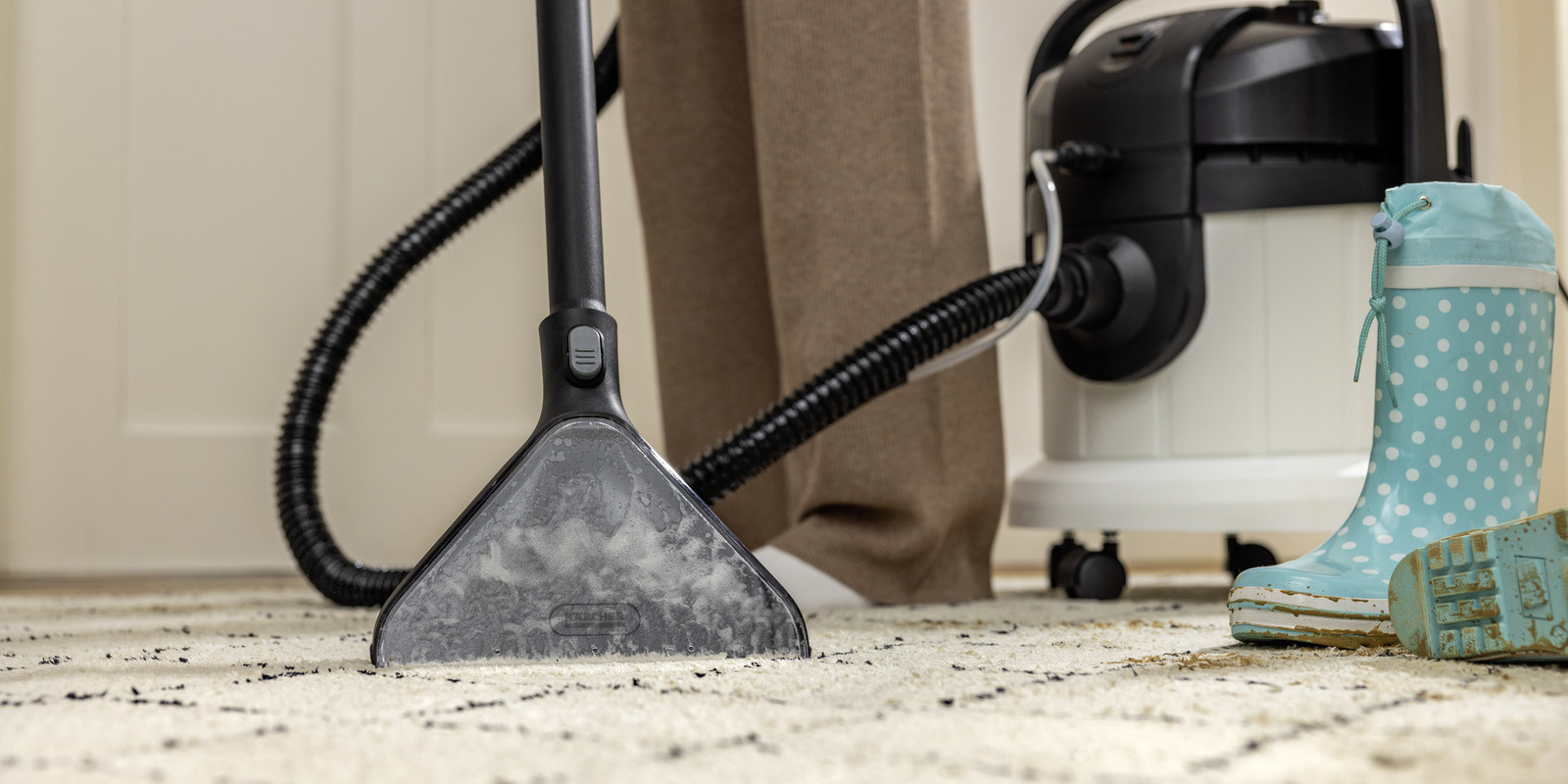 Máy giặt thảm, sofa và nệm SE 4 - Các tính năng chính Máy giặt thảm, sofa và nệm SE 4 - Các tính năng chính