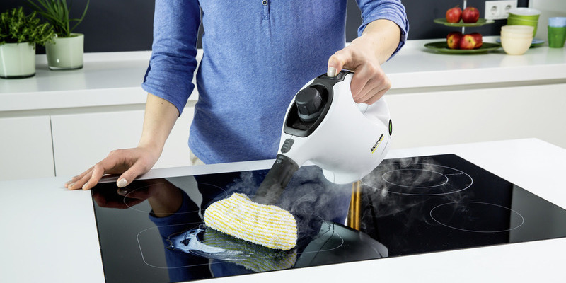 Kärcher steam cleaners remove grease build-up from hobs, kitchen units and worktops.