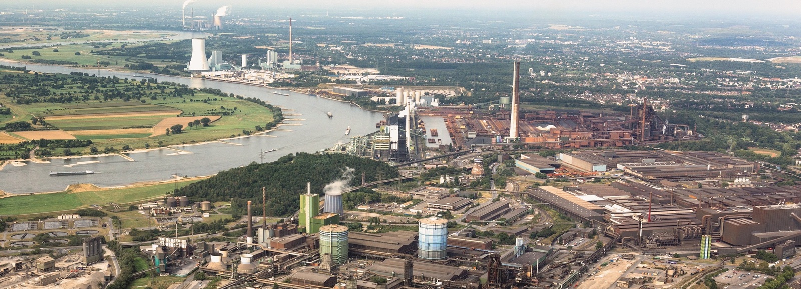 48-h-Service-Garantie und Schaumreiniger 48-h-Service-Garantie und Schaumreiniger