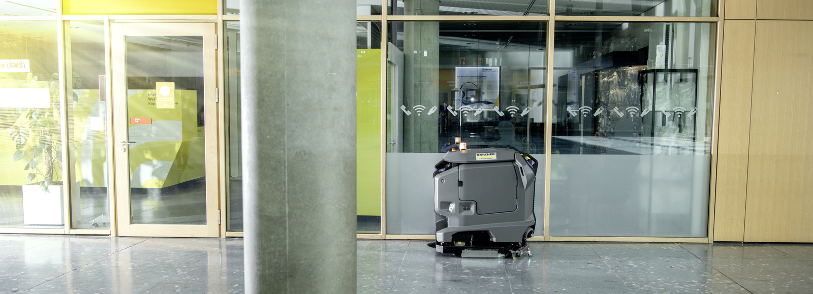 KIRA scrubber dryer robot KIRA scrubber dryer robot in use