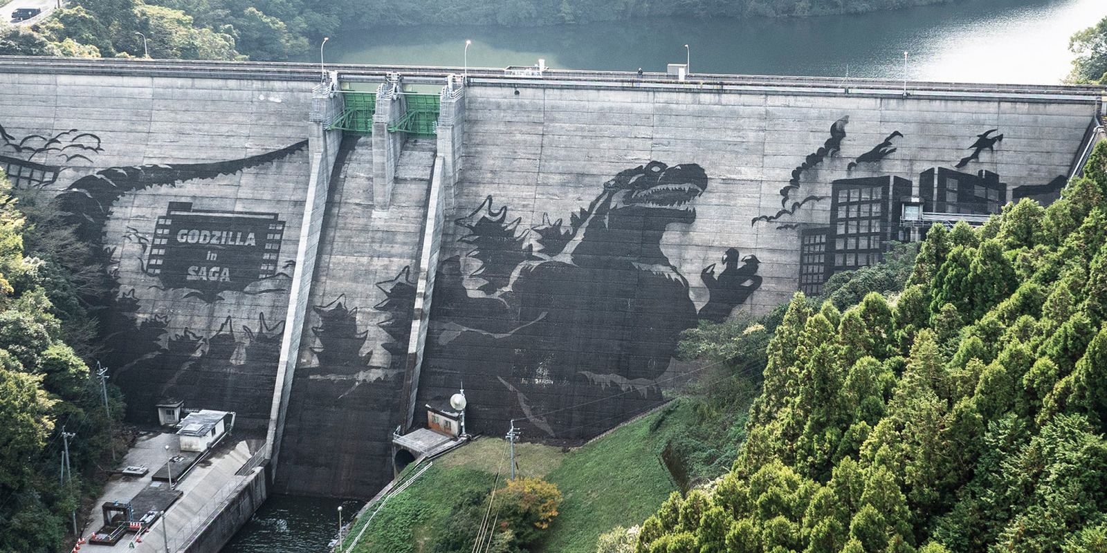 Kärcher erschafft Godzilla auf Staudamm