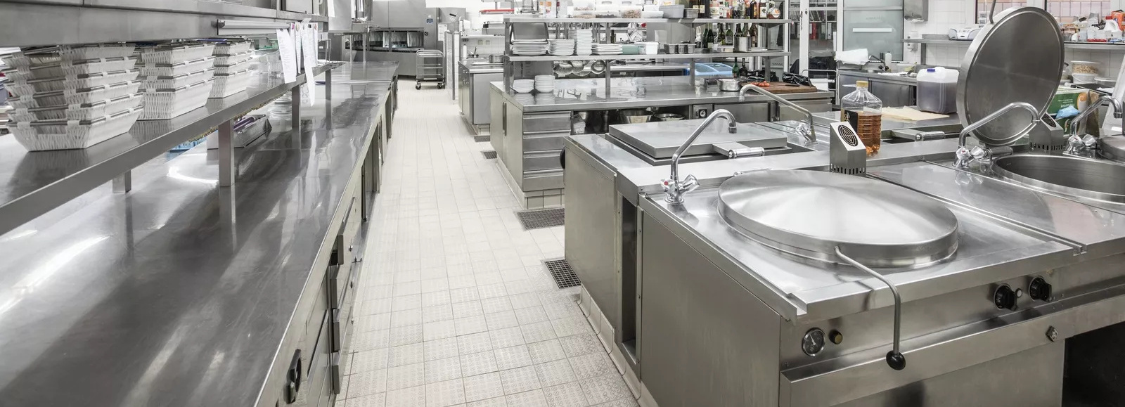 vệ sinh bếp nhà hàng sạch mọi ngóc ngách