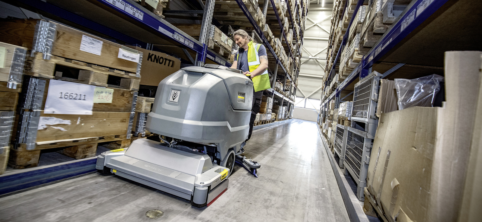 Cleaning in logistics Cleaning in logistics