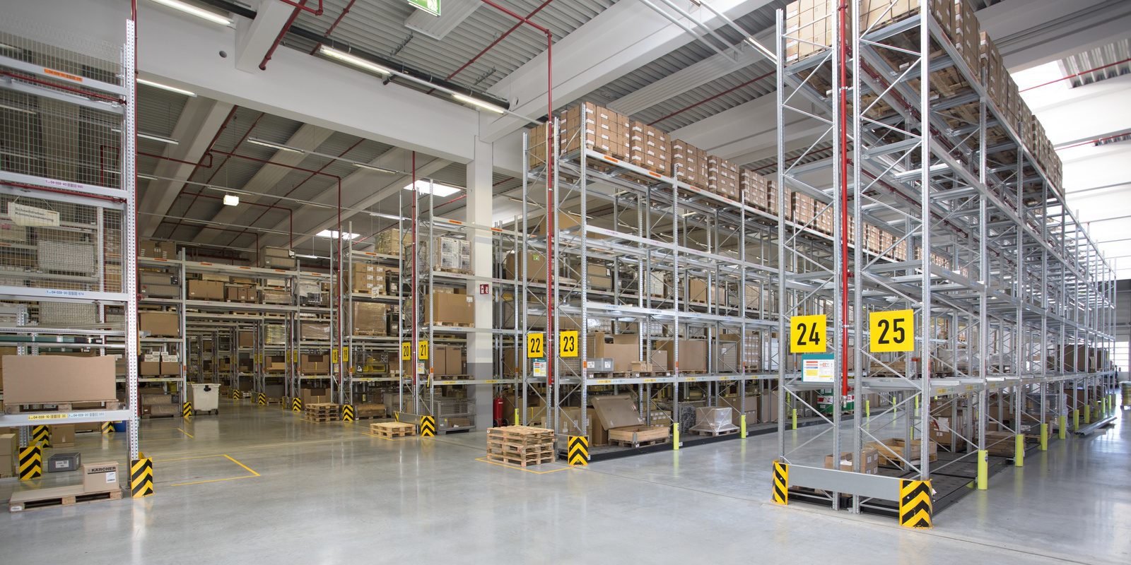 Warehouse cleaning Warehouse cleaning