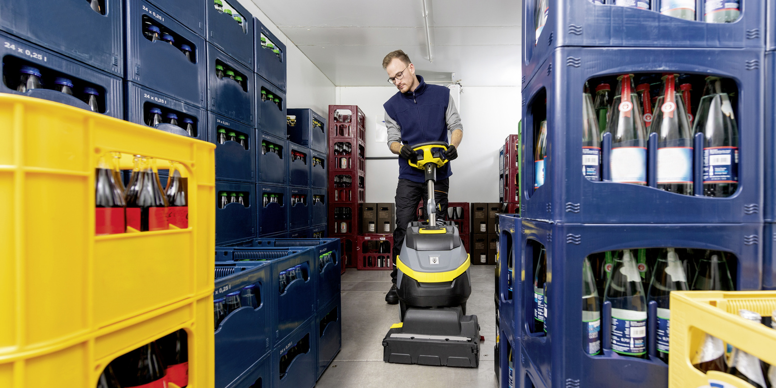 Cleaning cold storage facilities/cold rooms