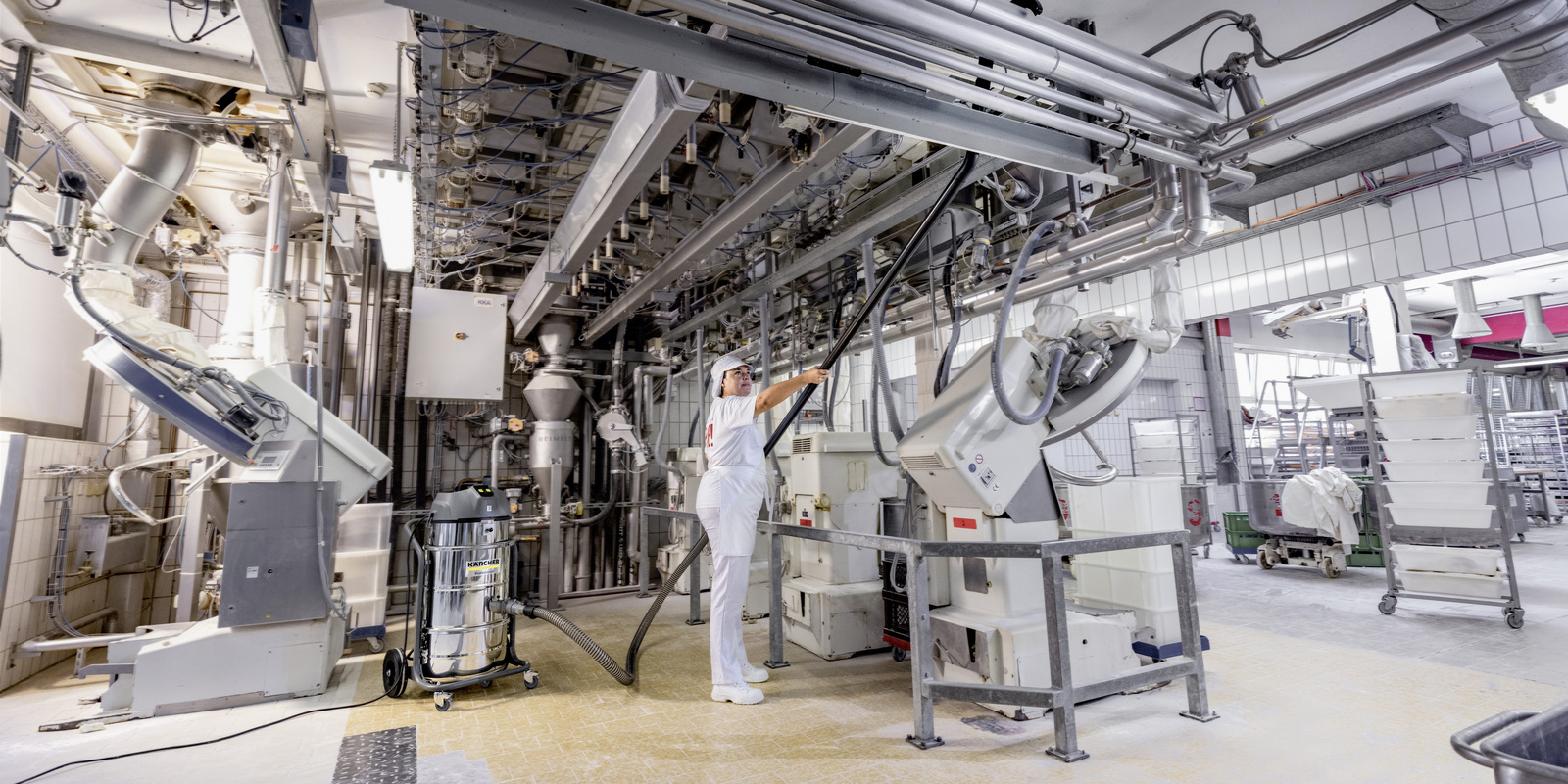 Cleaning in the food industry