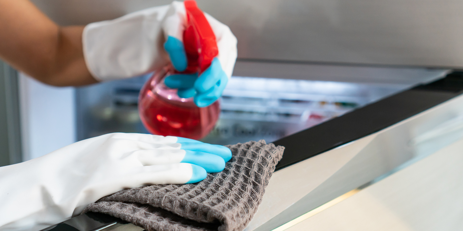 vệ sinh tủ lạnh