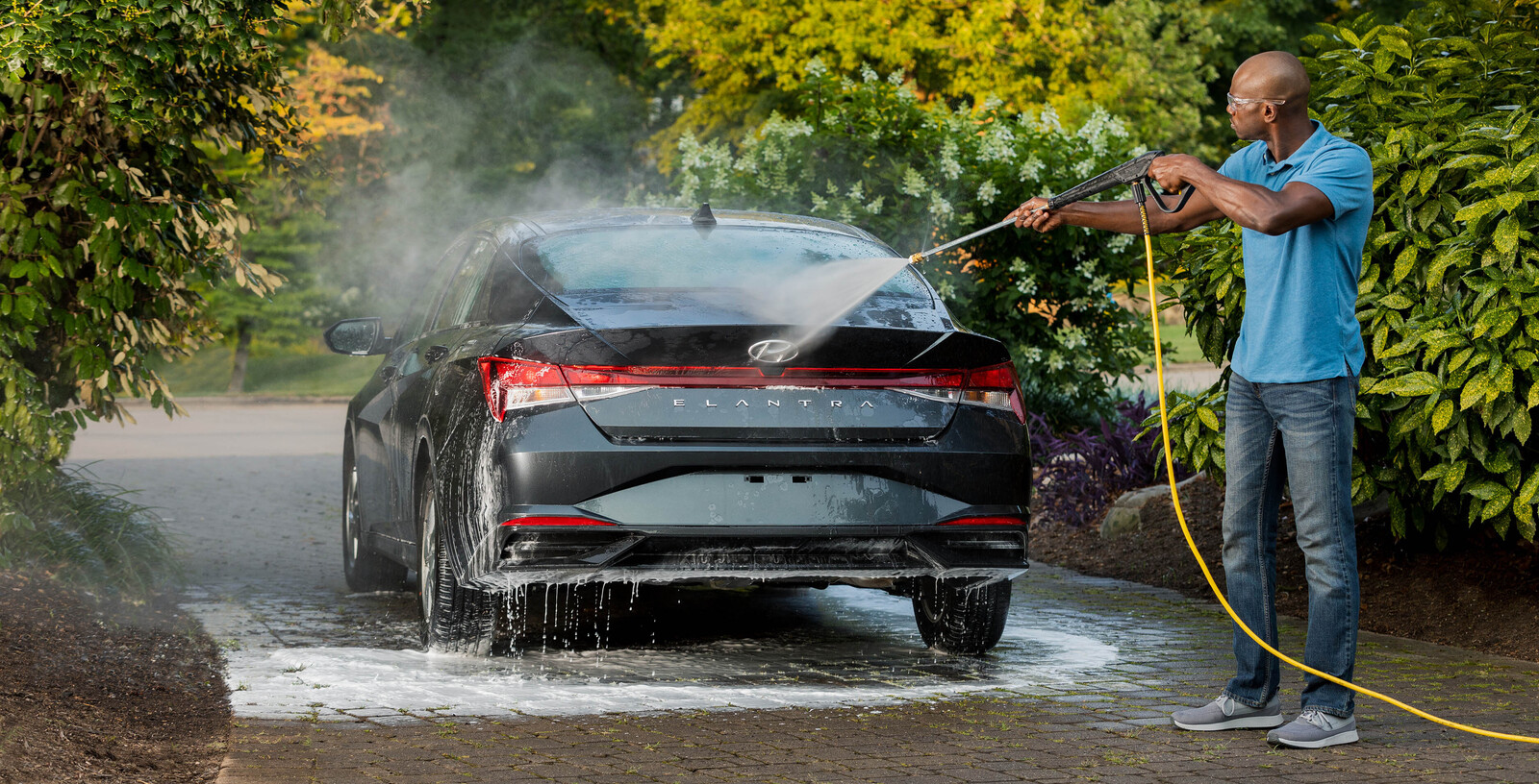 Karcher Performance Series Electric Pressure Washer Cleans Car