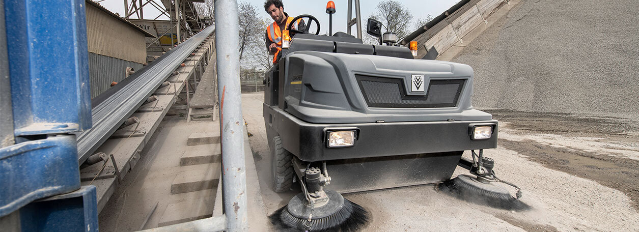 Industrial sweeper middle east_1260x456