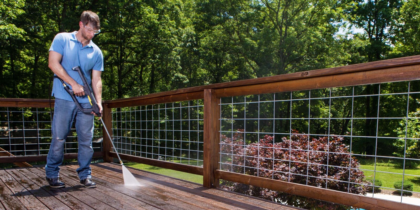 Karcher Gas Pressure Washer Cleans Wood Deck 3200px