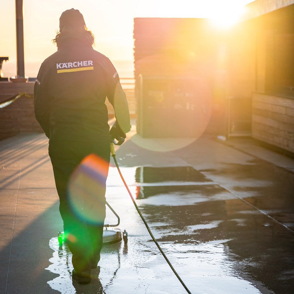 Surface cleaner in action