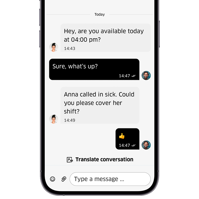 Stay connected with messaging in Connected Cleaning Phone with open chat between manager and cleaner