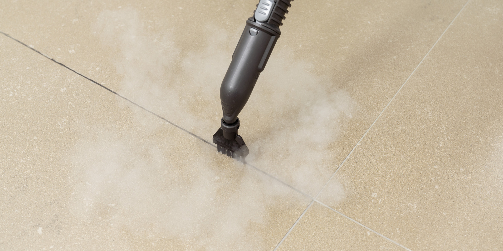 Очистка швов пароочистителем Kärcher