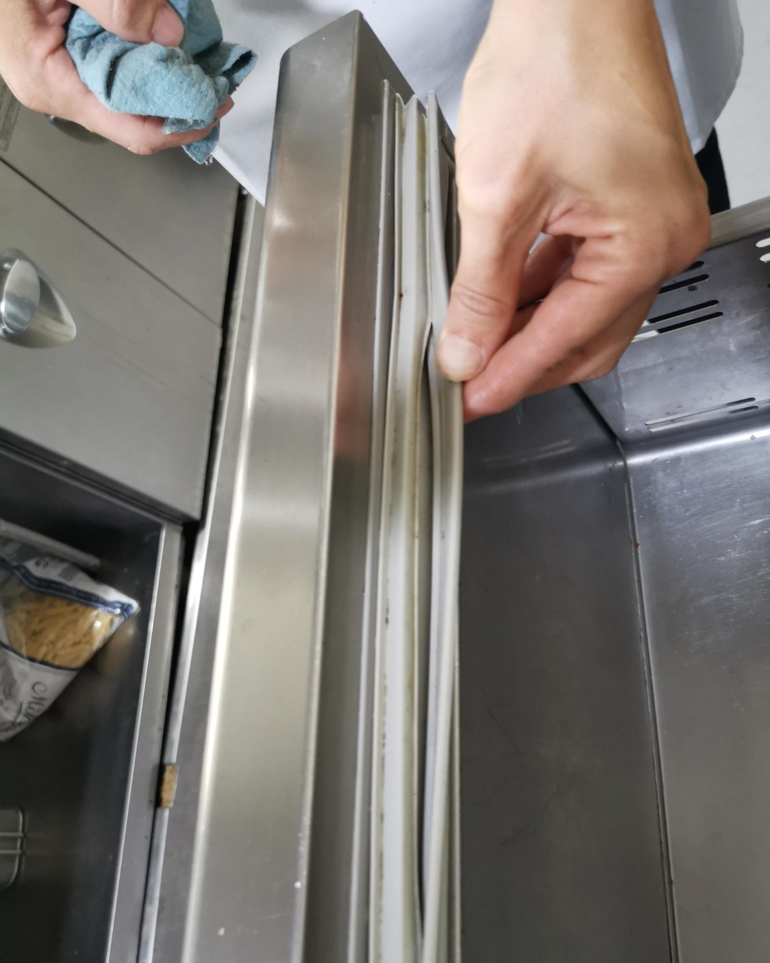 cách vệ sinh gioăng tủ lạnh cách vệ sinh gioăng tủ lạnh