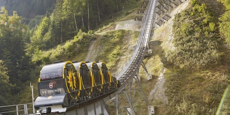 It climbs steeply! It climbs steeply!