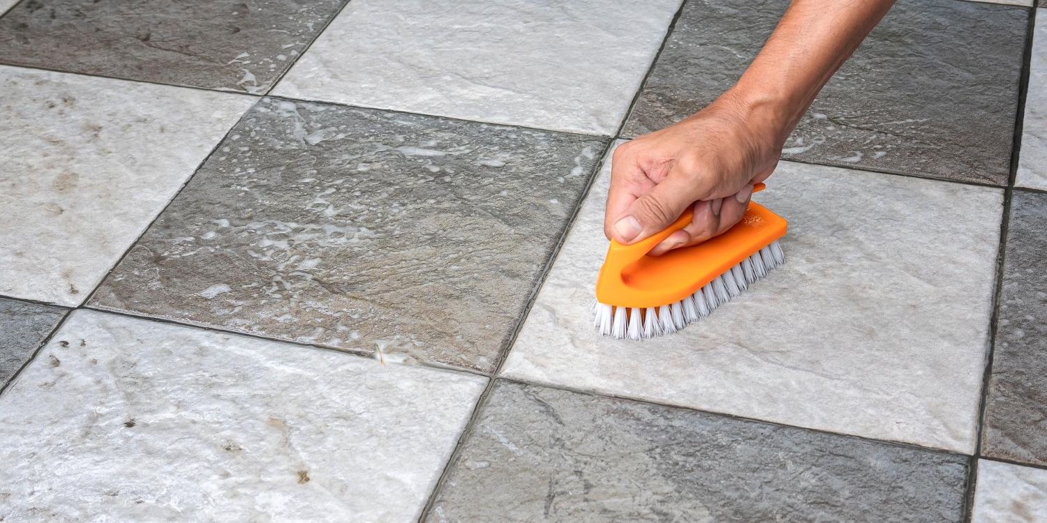 cách làm sạch gạch nhám