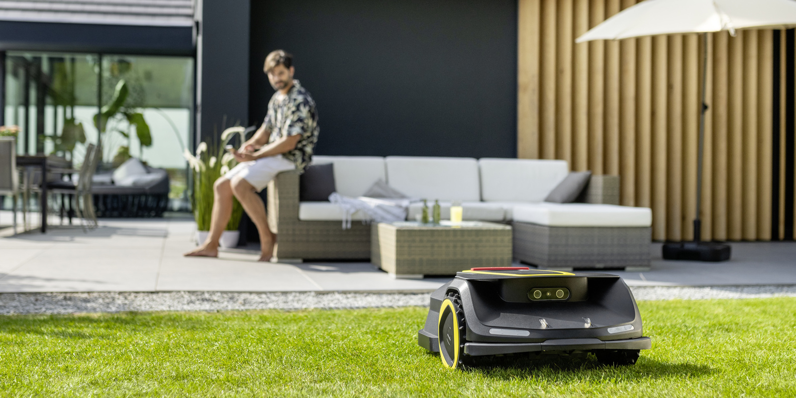 Robotická sekačka na trávu RCX 6