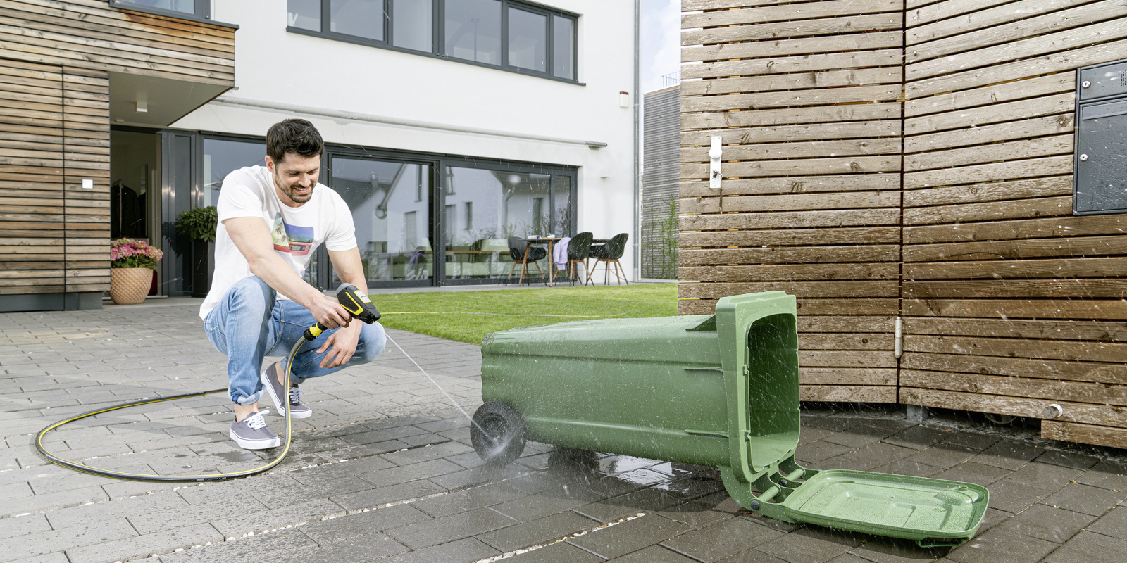 Mülltonne reinigen mit WBS 3