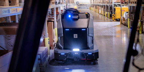 Autolaveuse aspirante KIRA B 200