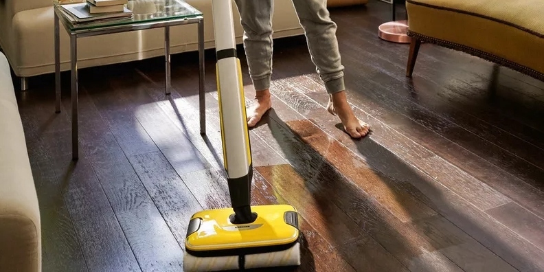 cách lau nhà mùa nồm