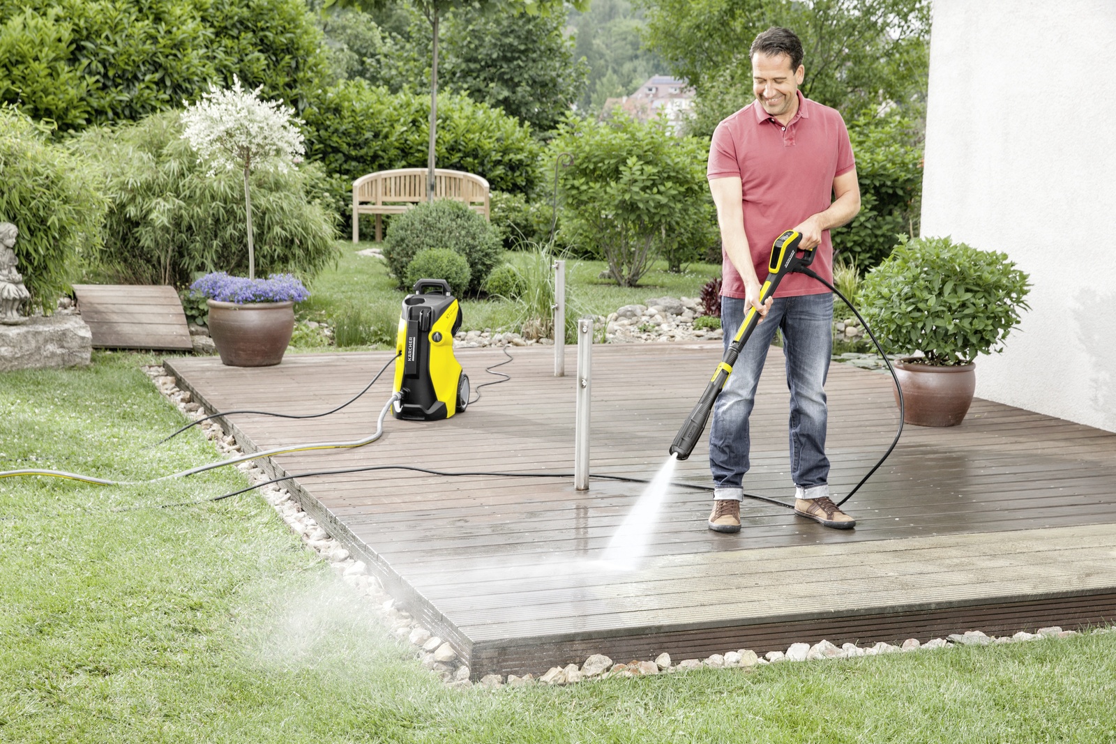 Falchstrahldüse zur Terrassenreinigung Falchstrahldüse zur Terrassenreinigung