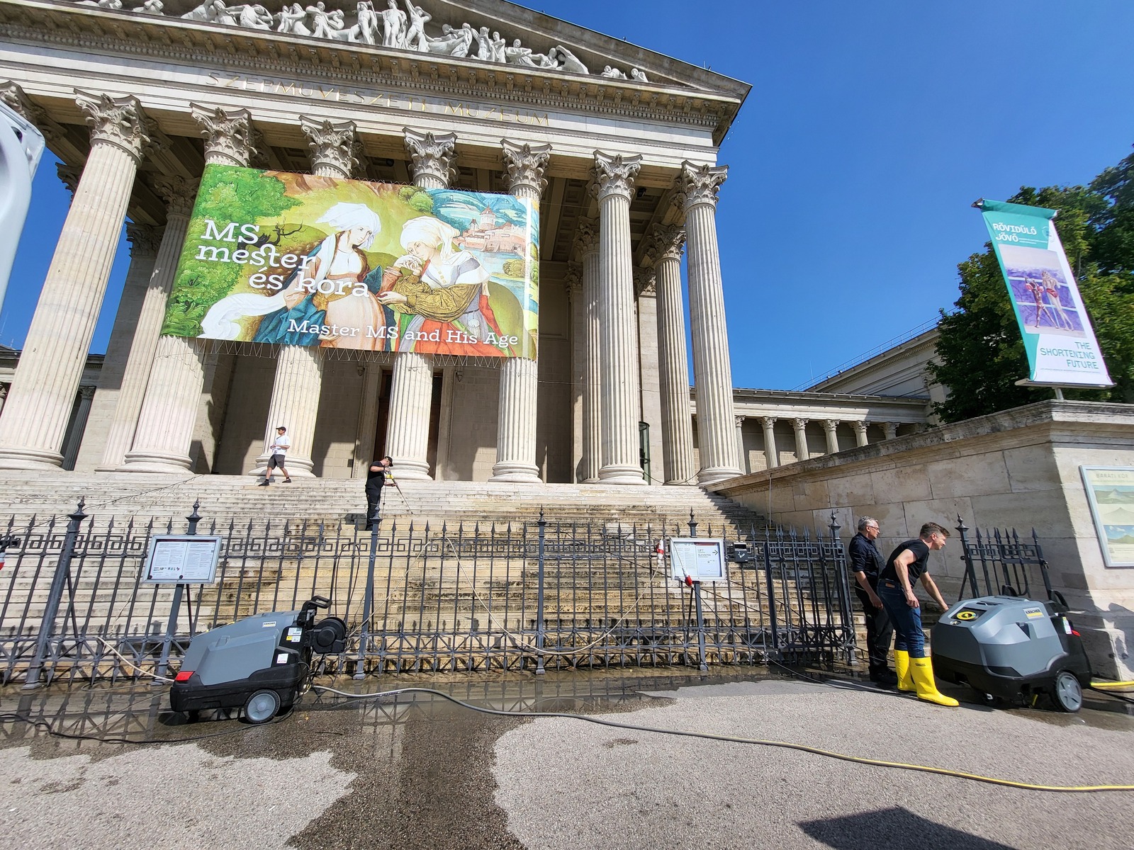 Climbers put the reverse graffiti on the dam.