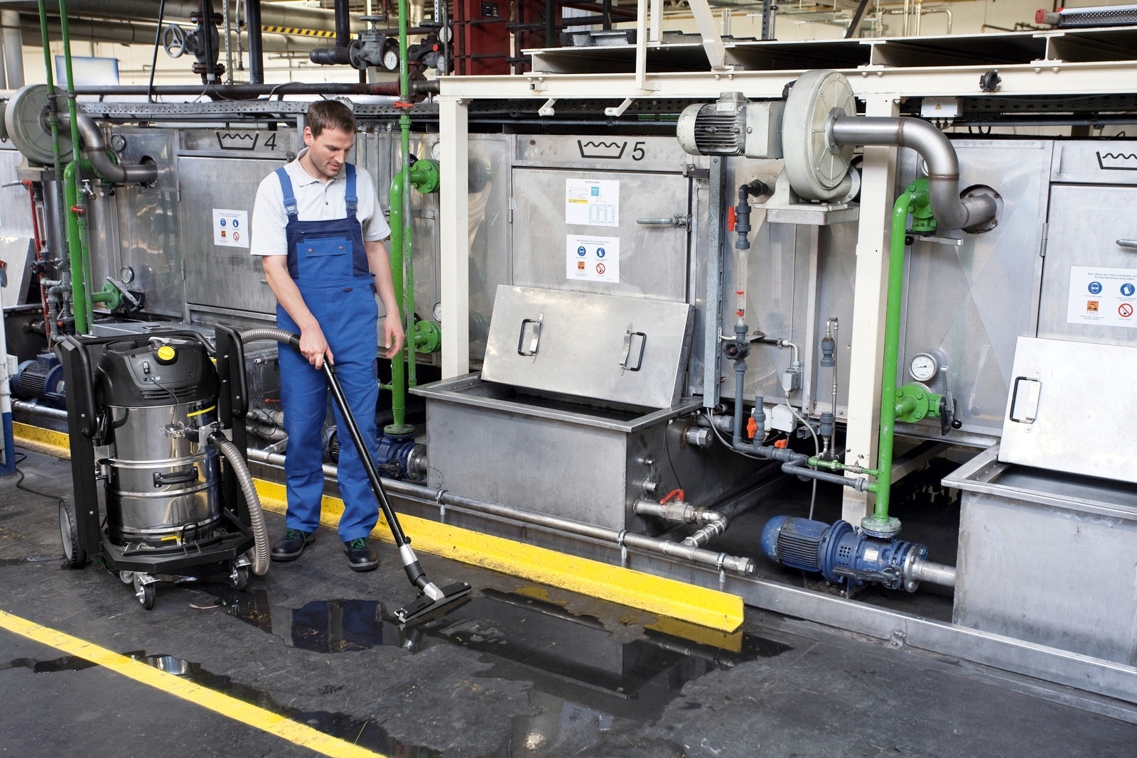 vệ sinh nhà xưởng