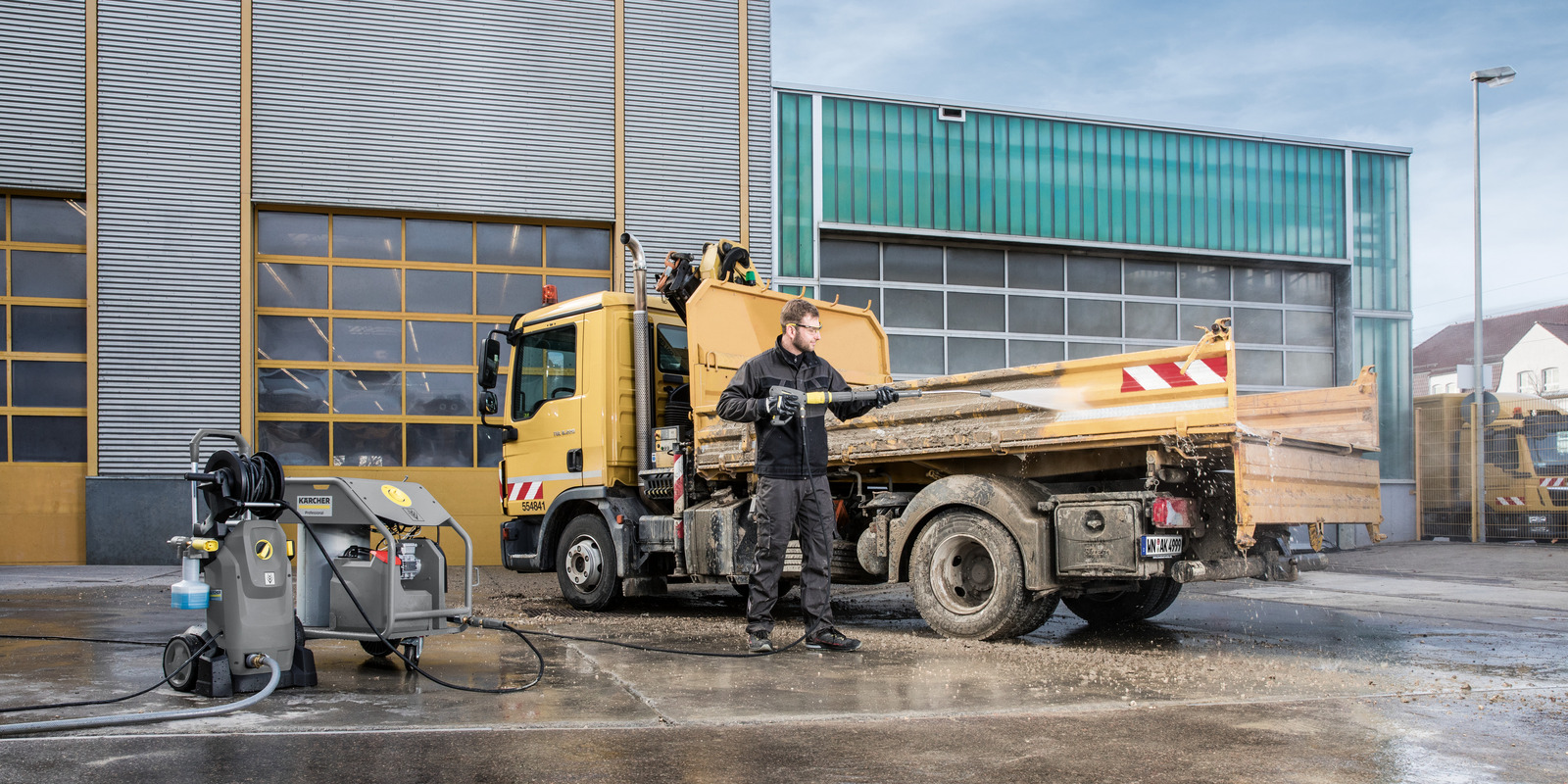 Myjka ciśnieniowa: pompa aluminiowa czy mosiężna Myjka ciśnieniowa: pompa aluminiowa czy mosiężna