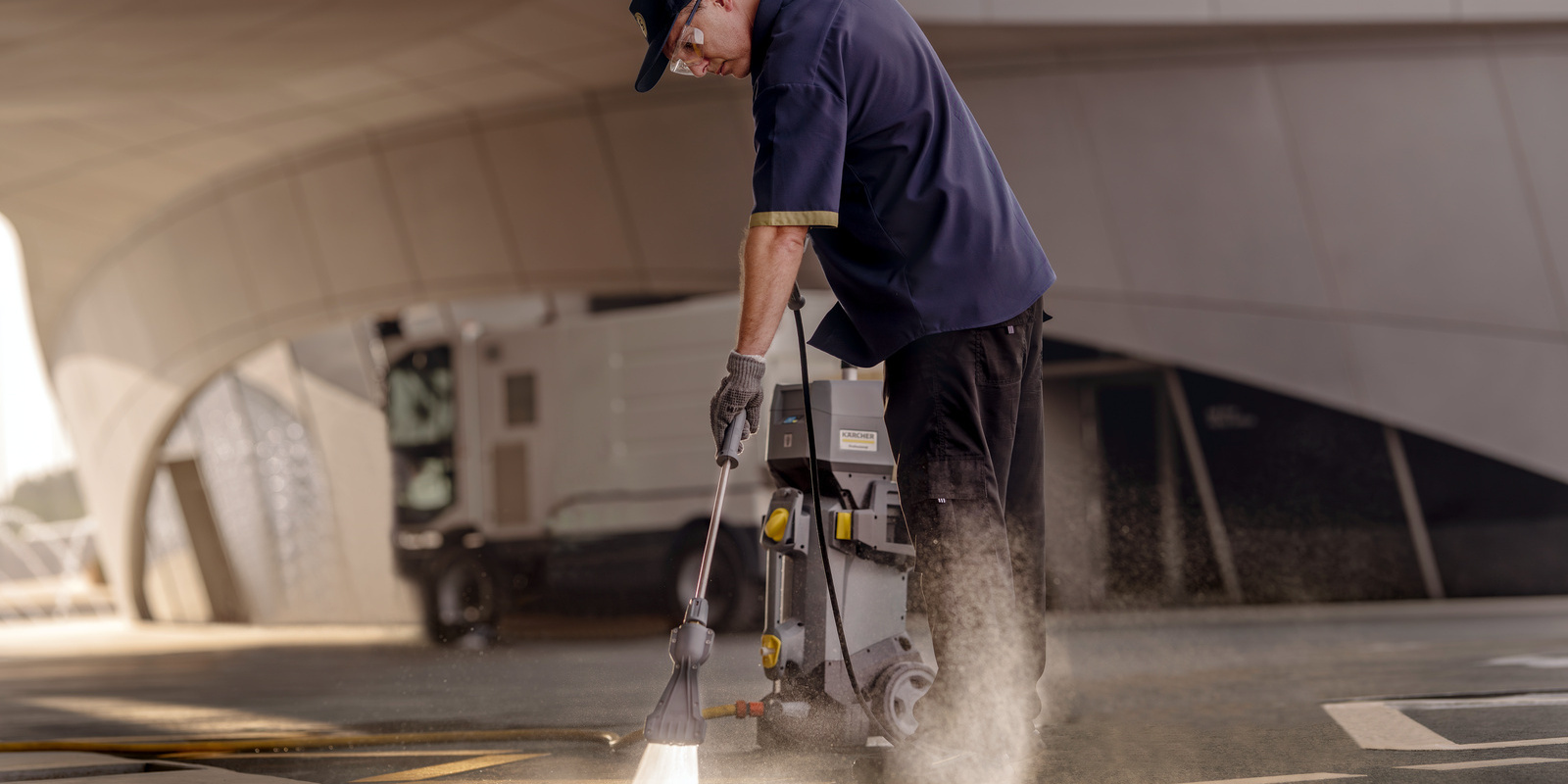 Pronađite idealan Kärcher uređaj za vaš poslovni prostor