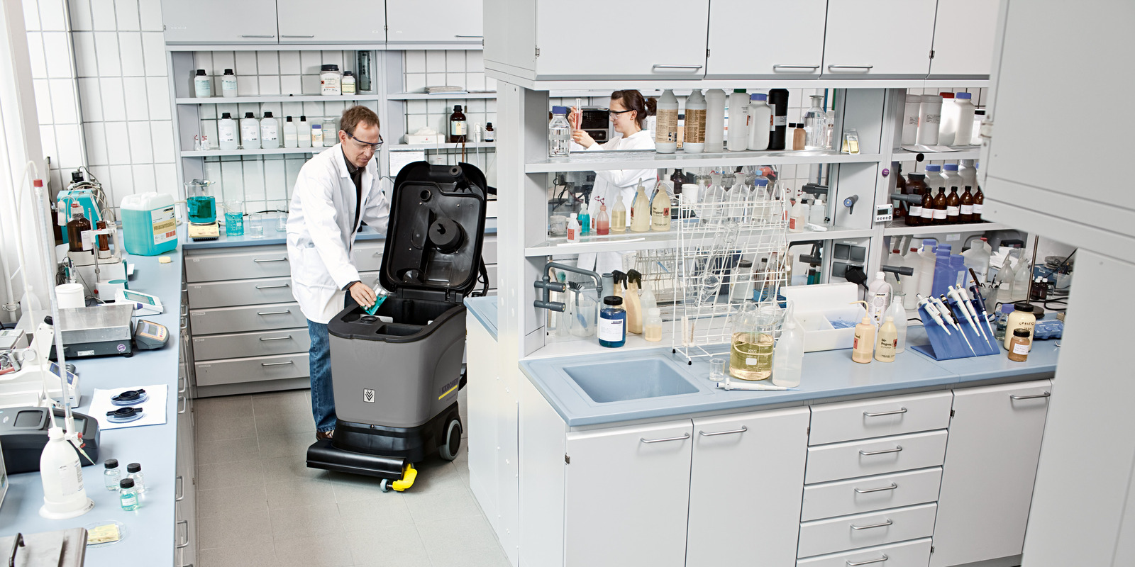 Laboratório Químicos Detergentes Kärcher Laboratório Químicos Detergentes Kärcher