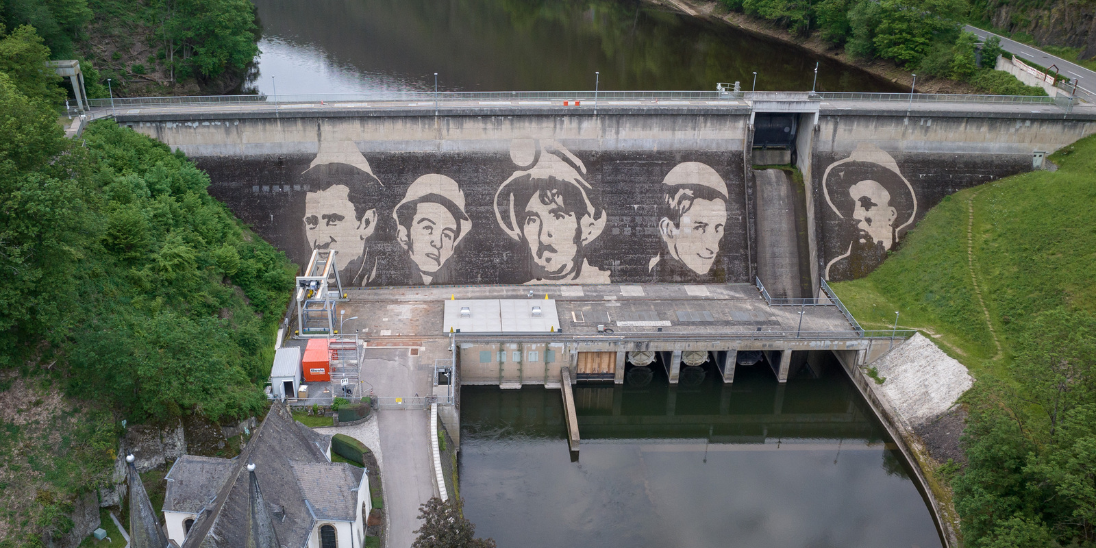 リバース・グラフィティ - ダム・ヴィアンデン、ルクセンブルク