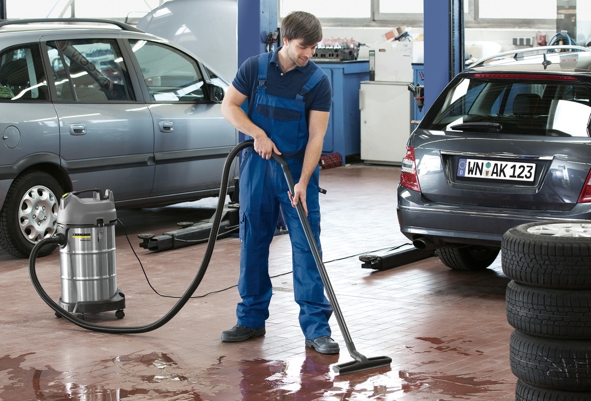 nên mua máy hút bụi công nghiệp loại nào