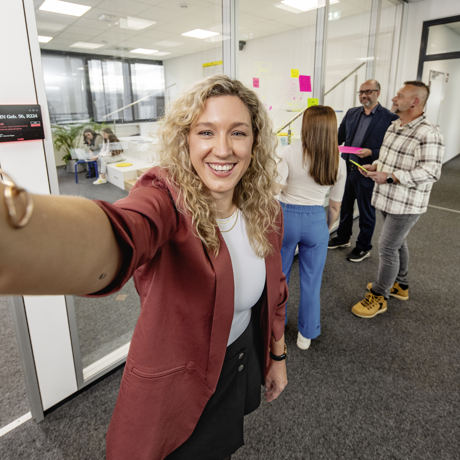 Diversity and inclusion Photo of employees