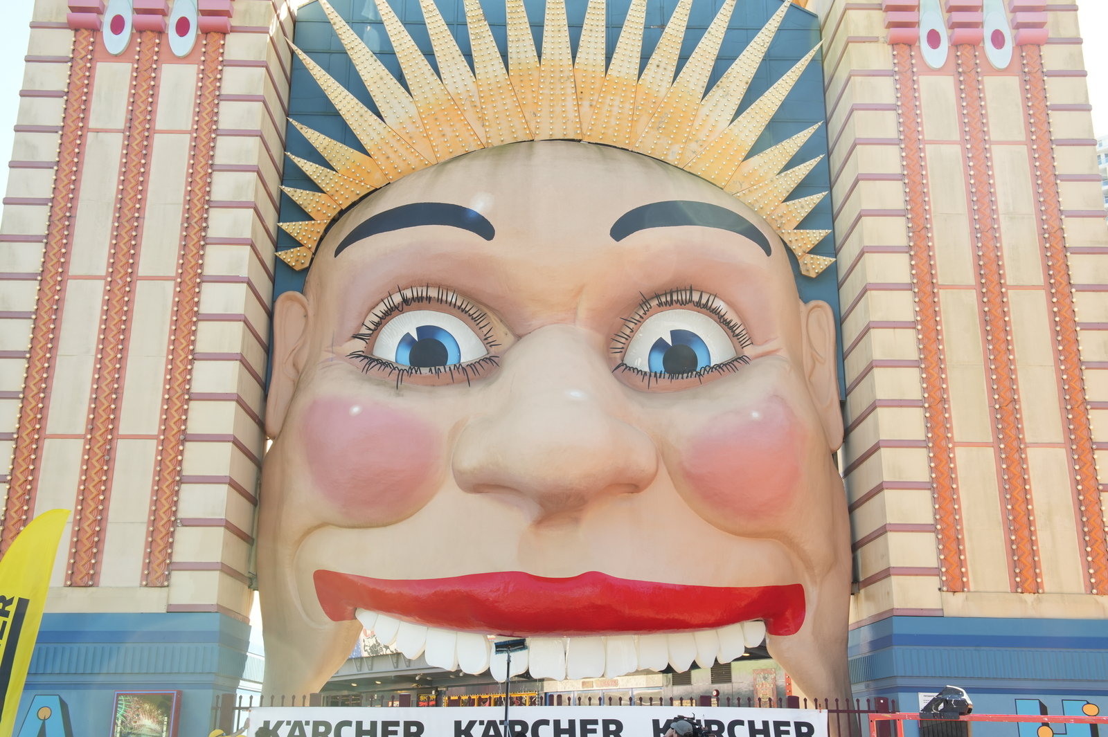 Kärcher cleans the dam to create Godzilla / TM & © TOHO CO., LTD. Image provided by Kärcher