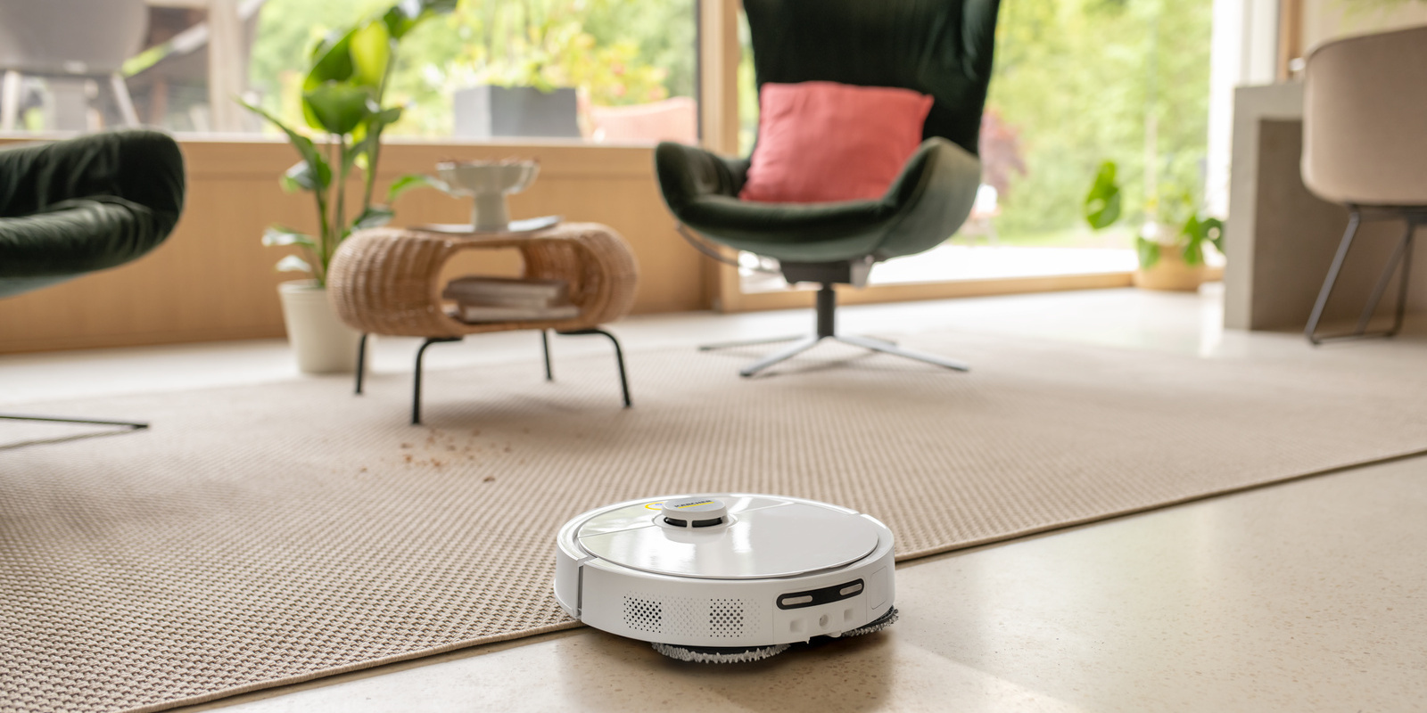 Robot vacuum and mop with rotating mopping discs: RVM series