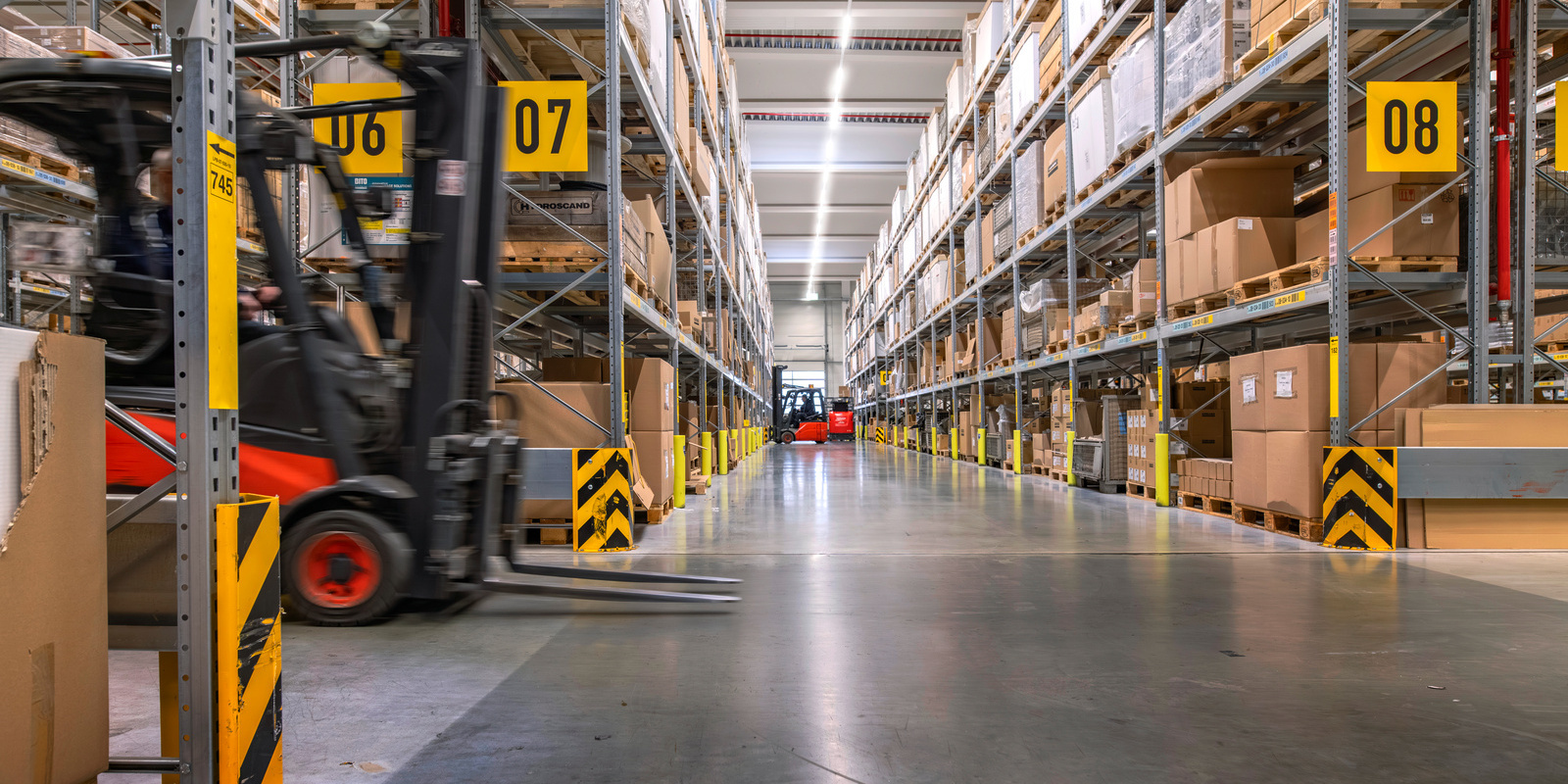 Kärcher logistics centres and warehouses