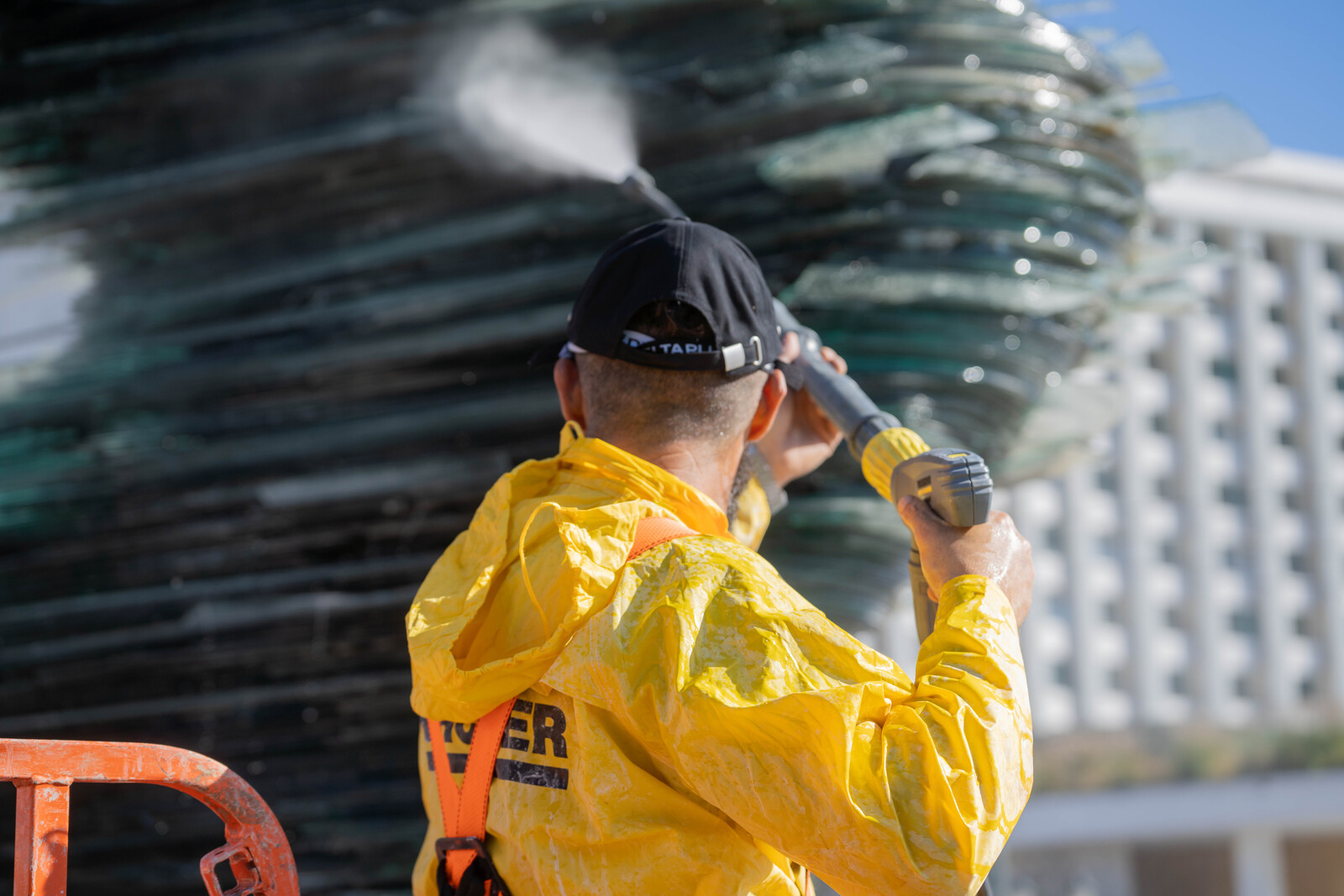 Cleaning of the Bajra Sandhi monument in Bali by Kärcher.