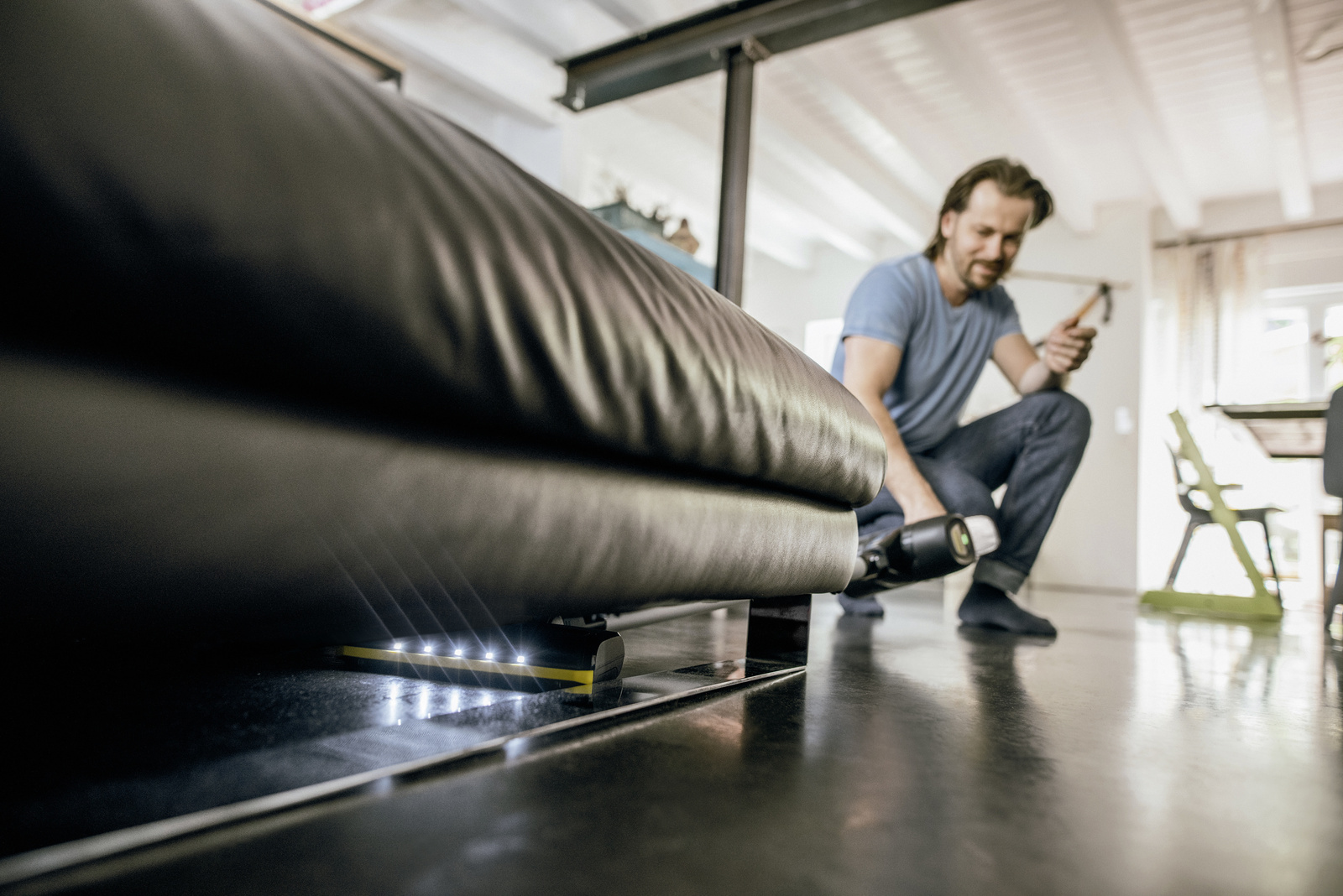 Kärcheri juhtmevaba varstolmuimeja VC 6 Cordless 