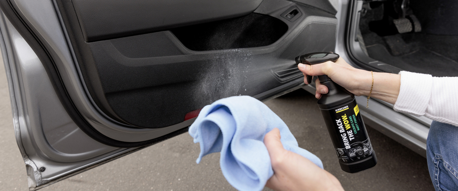 Czyszczenie samochodu