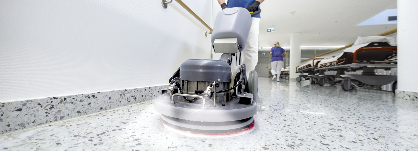 szorowarki do podłóg przemysłowych