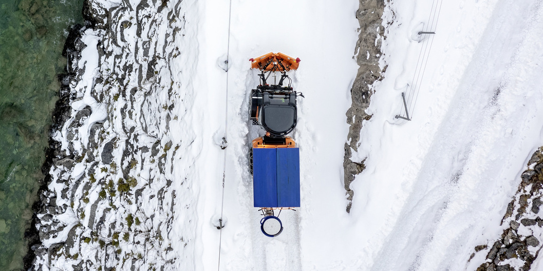 Véhicule porte-outils S 75