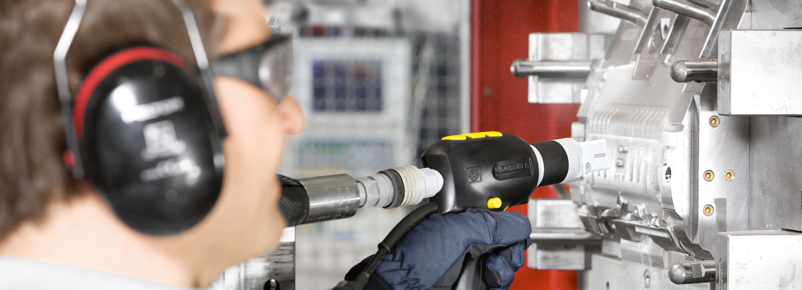 Čišćenje proizvodne linije suhim ledom